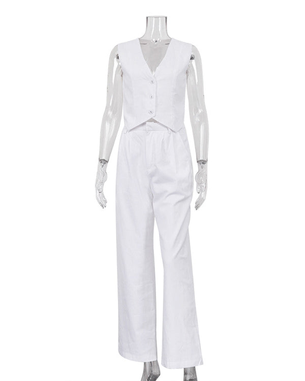 Beautifully Finished Pants in a Timeless Design
