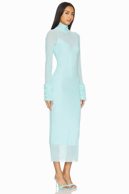 Beautifully Crafted Dress in a Classic Style