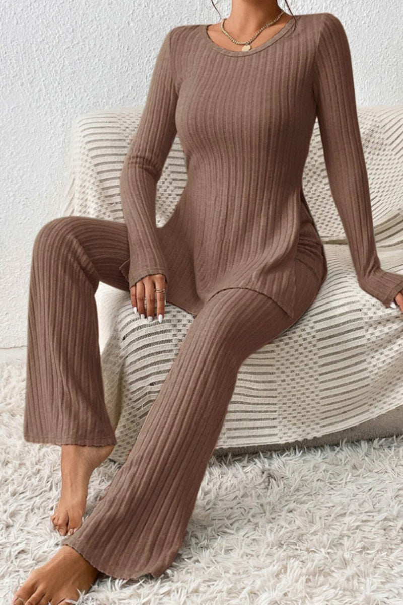 Gracefully Styled Pants for Any Occasion