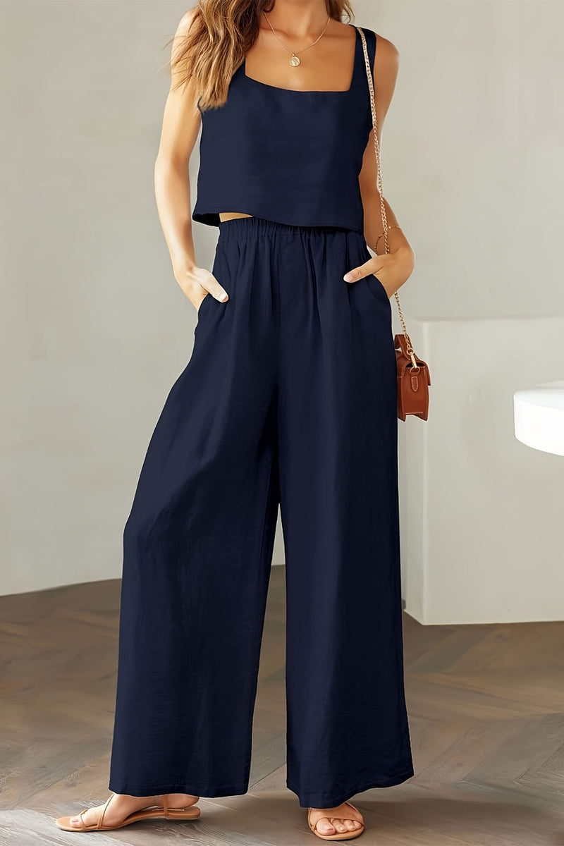 Well Tailored Pants with a Graceful Silhouette