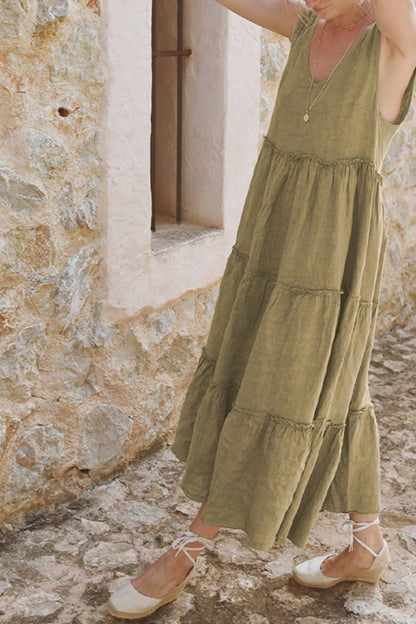 Effortlessly Elegant Dress with a Timeless Design