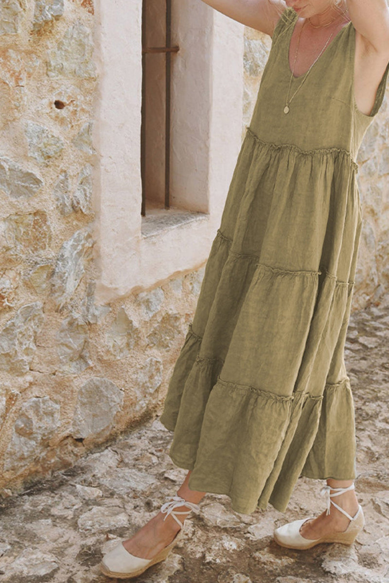 Effortlessly Elegant Dress with a Timeless Design