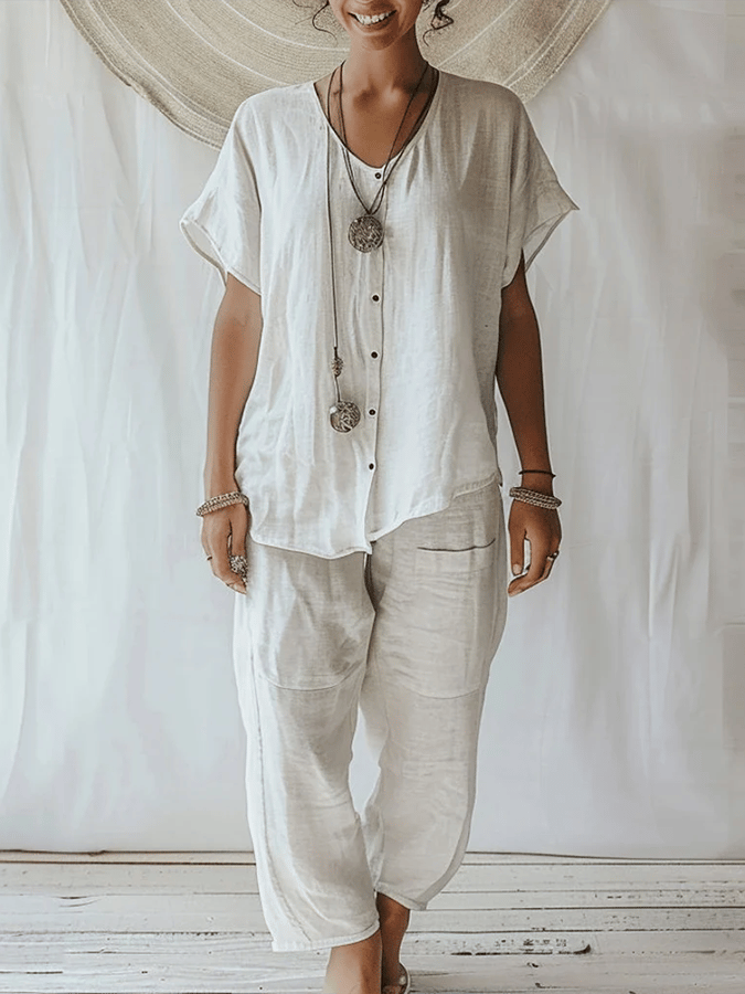 Classic Vintage Pants with a Flattering Fit