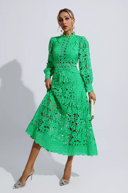 Classic Vintage Dress with a Flattering Fit
