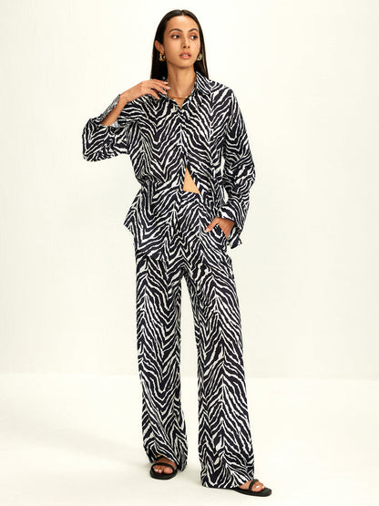 Gracefully Styled Pants for Any Occasion