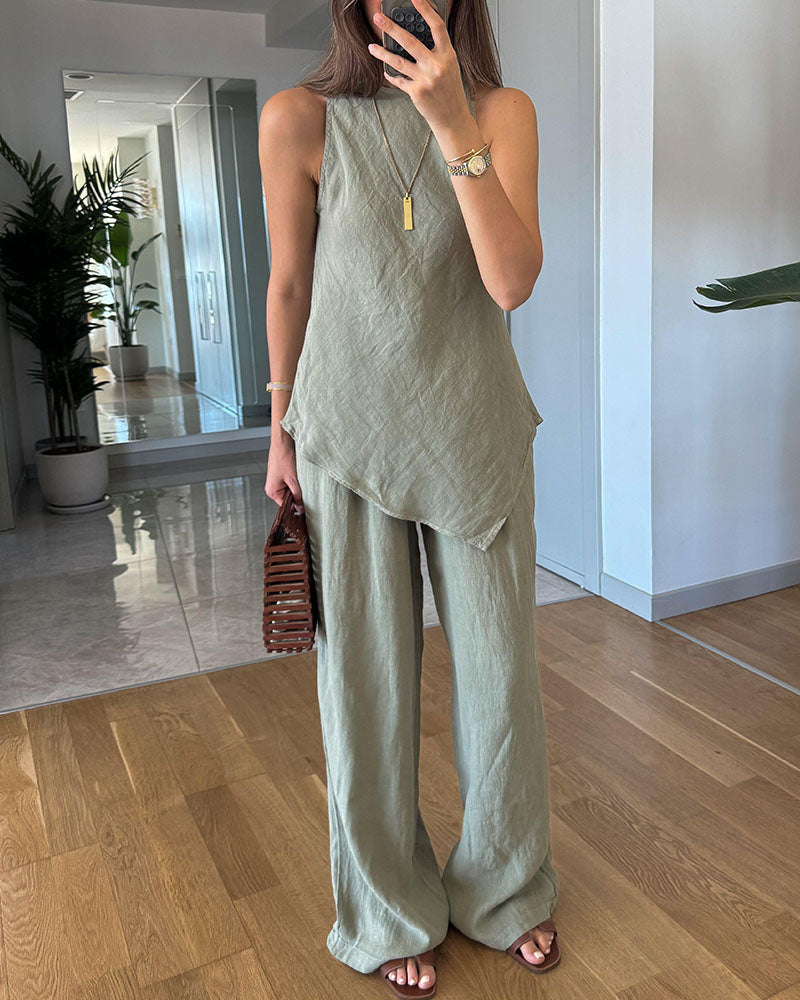 Sophisticated Garment with a Clean Classic Look