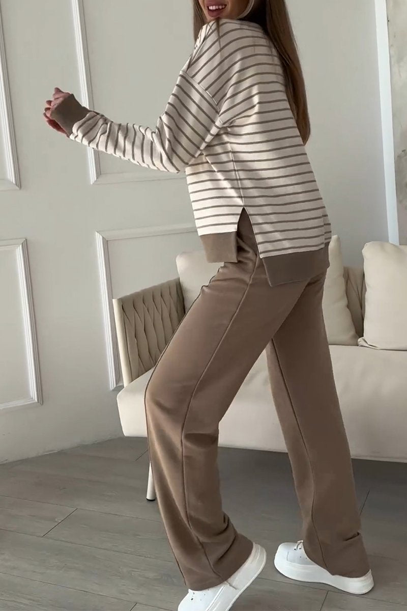 Effortlessly Elegant Garment with a Timeless Design