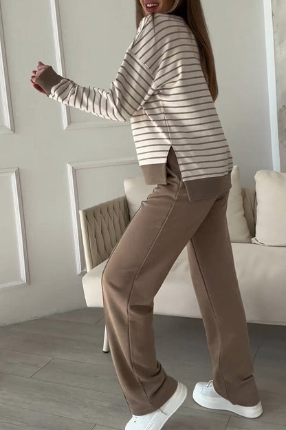 Effortlessly Elegant Garment with a Timeless Design