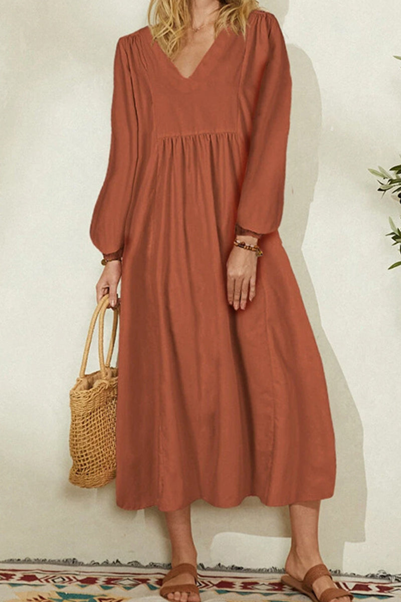 Classic Vintage & Enduringly Stylish Dress