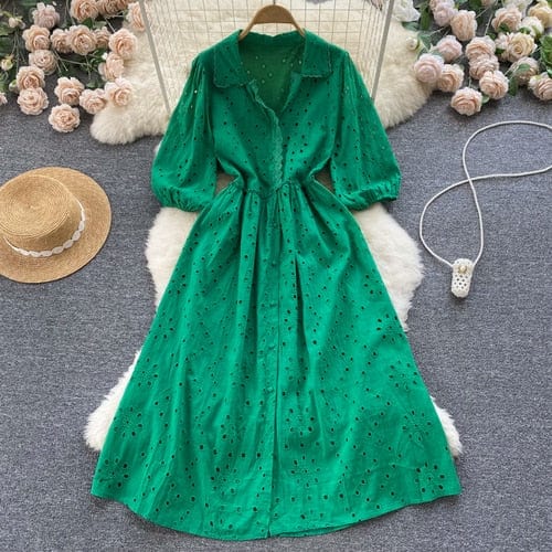 Sophisticated Dress with a Clean Classic Look