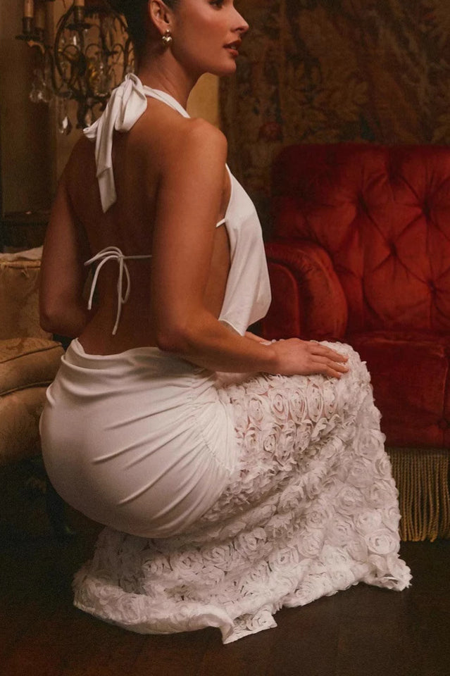 Beautifully Crafted Dress in a Classic Style