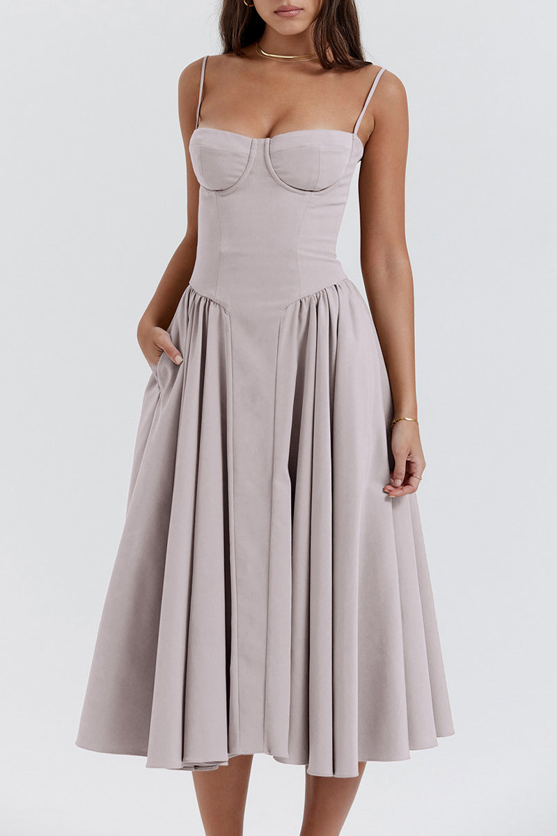 Classic Vintage & Enduringly Stylish Dress