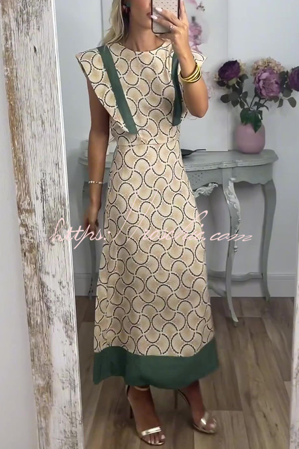 Classic Vintage Dress with a Flattering Fit