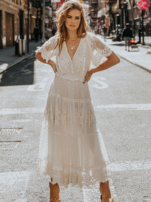 Beautifully Crafted Dress in a Classic Style