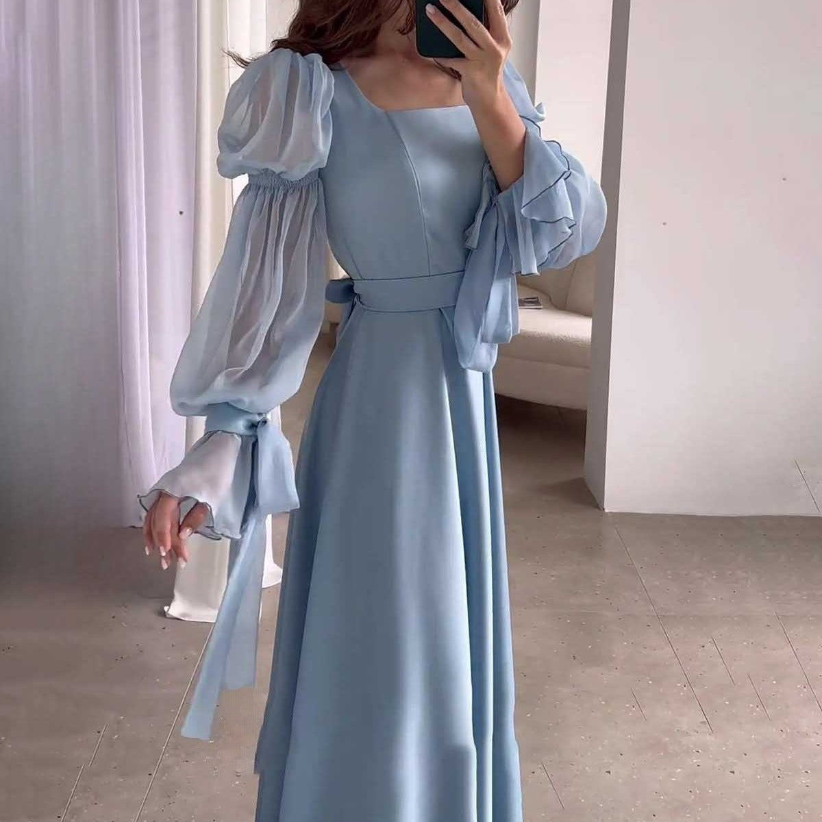 Gracefully Styled Dress for Any Occasion