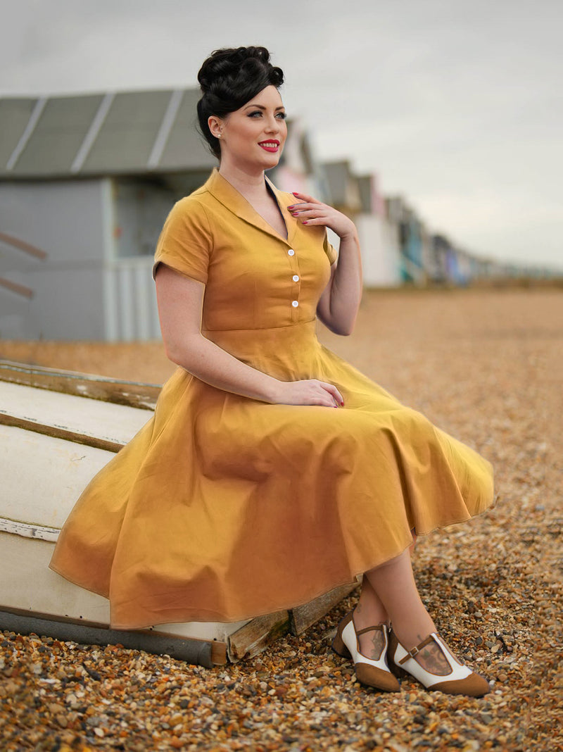 Beautifully Crafted Dress in a Classic Style