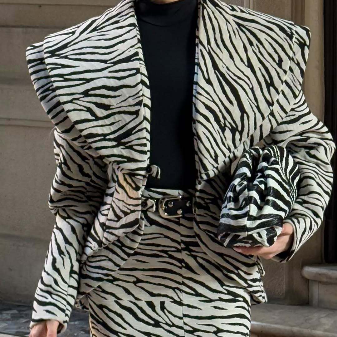 Elegantly Styled Coat for Everyday Wear