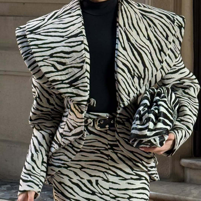 Elegantly Styled Coat for Everyday Wear
