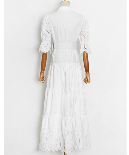 Beautifully Finished Dress in a Timeless Design