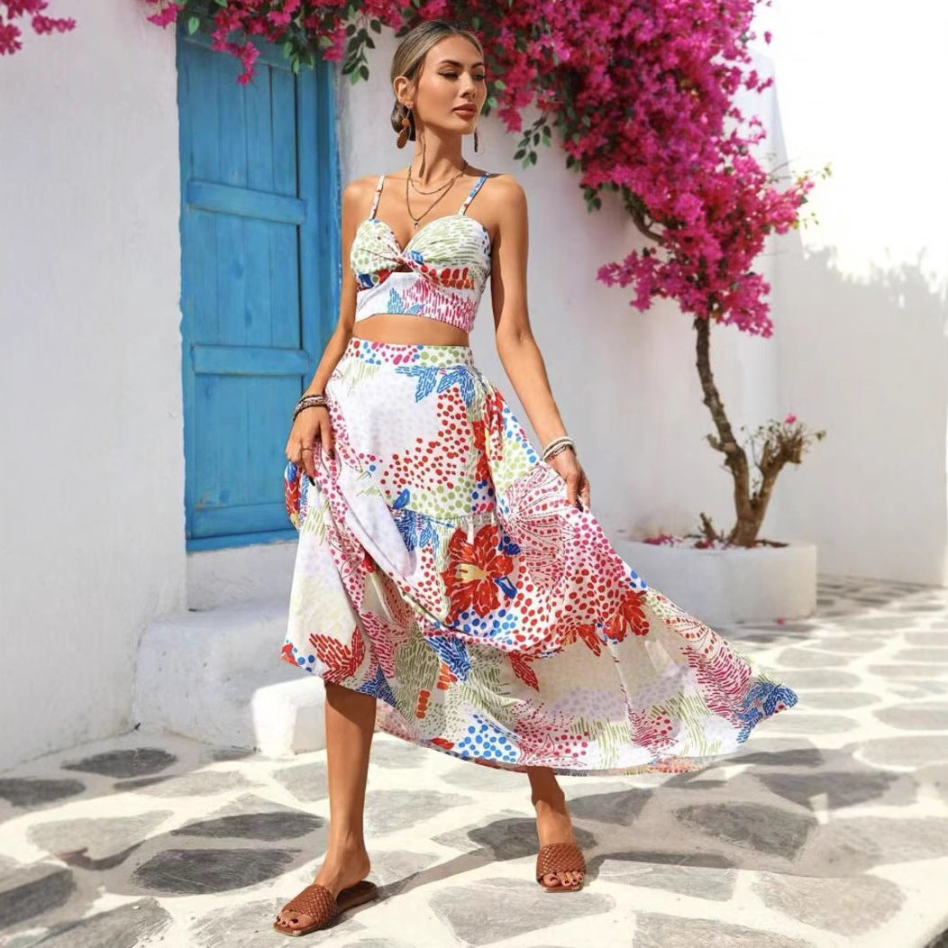 Effortlessly Elegant Garment with a Timeless Design