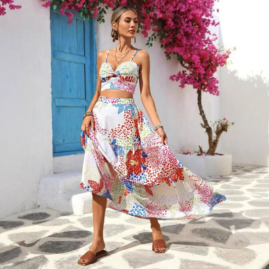 Effortlessly Elegant Garment with a Timeless Design