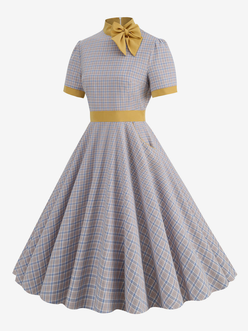 Classic Vintage Dress with a Flattering Fit