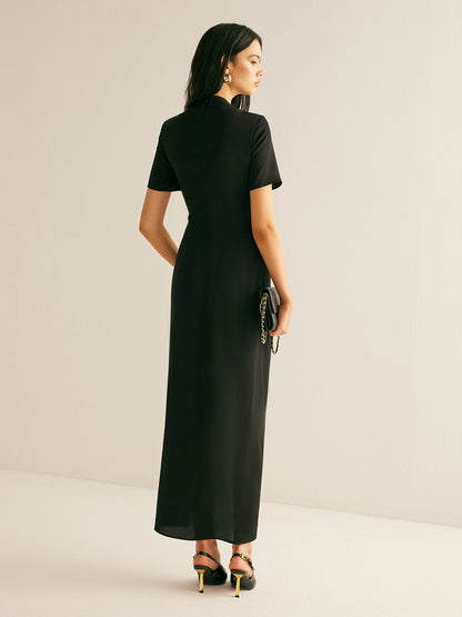 Elegantly Styled Dress for Everyday Wear