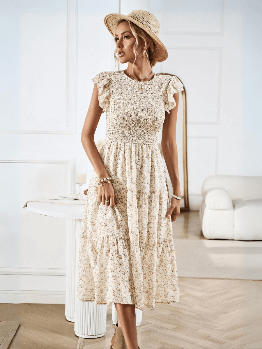 Well Tailored Dress with a Graceful Silhouette
