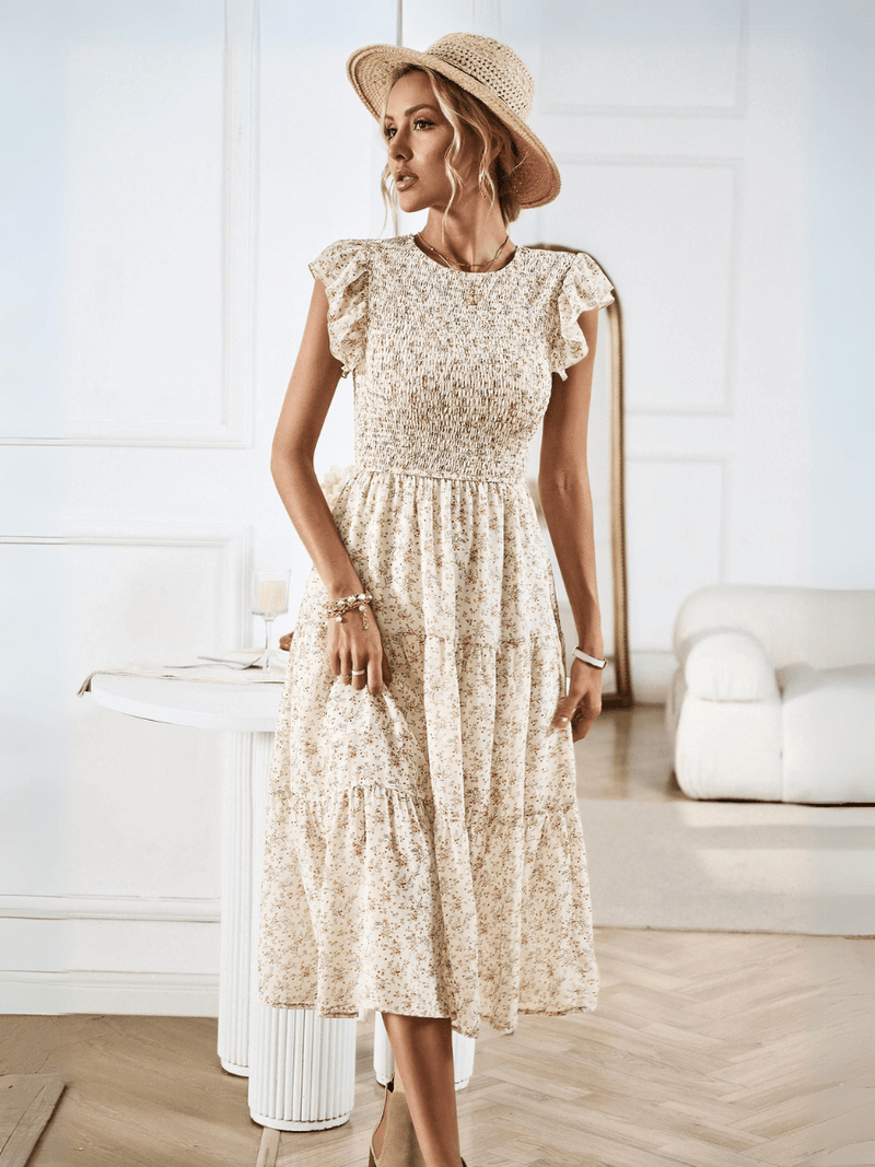 Well Tailored Dress with a Graceful Silhouette