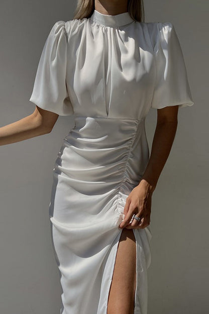 Beautifully Finished Dress in a Timeless Design