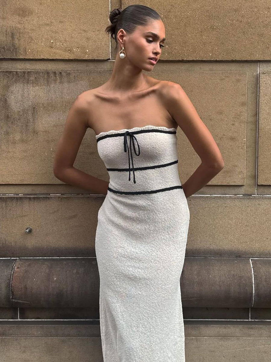 Sophisticated Dress with a Clean Classic Look