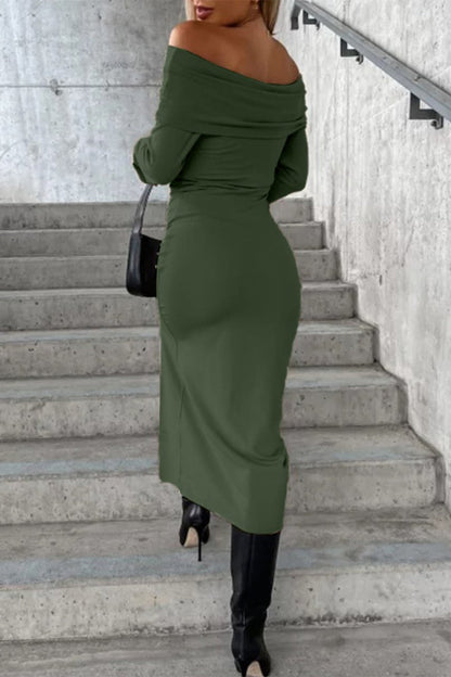 Classic Vintage Dress with a Flattering Fit