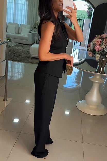 Classic Vintage Pants with a Flattering Fit