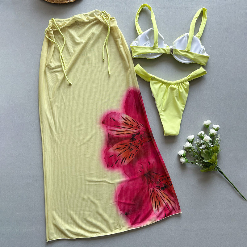 Beautifully Finished Garment in a Timeless Design