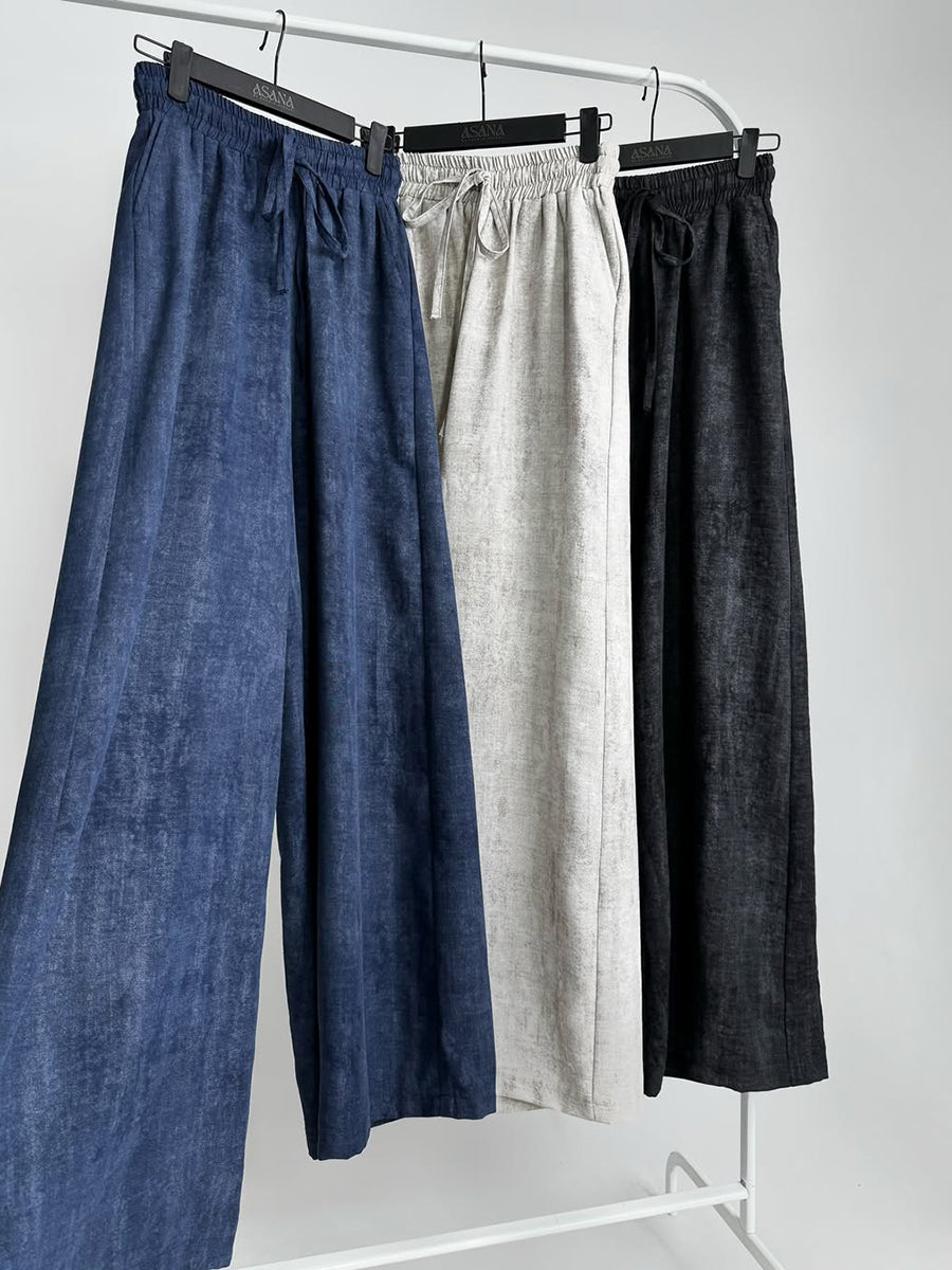 Beautifully Finished Pants in a Timeless Design