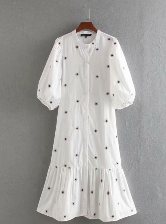 Classic Vintage & Enduringly Stylish Dress