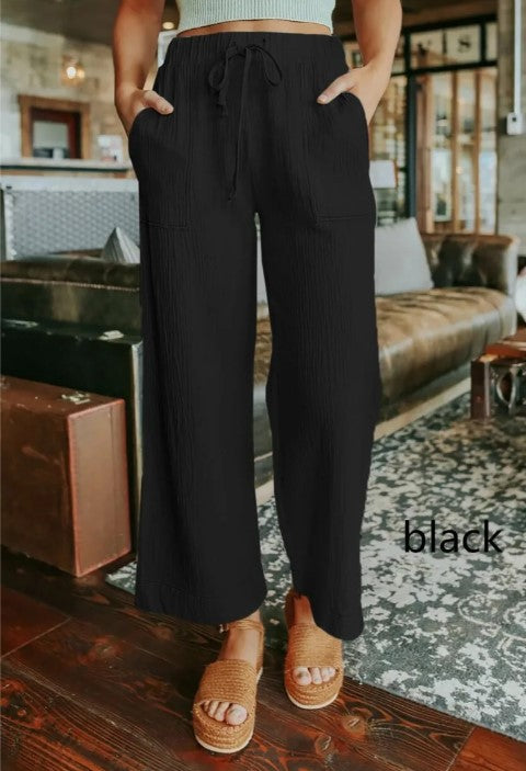 Well Tailored Pants with a Graceful Silhouette