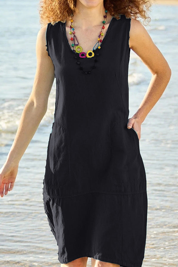Well Tailored Dress with a Graceful Silhouette