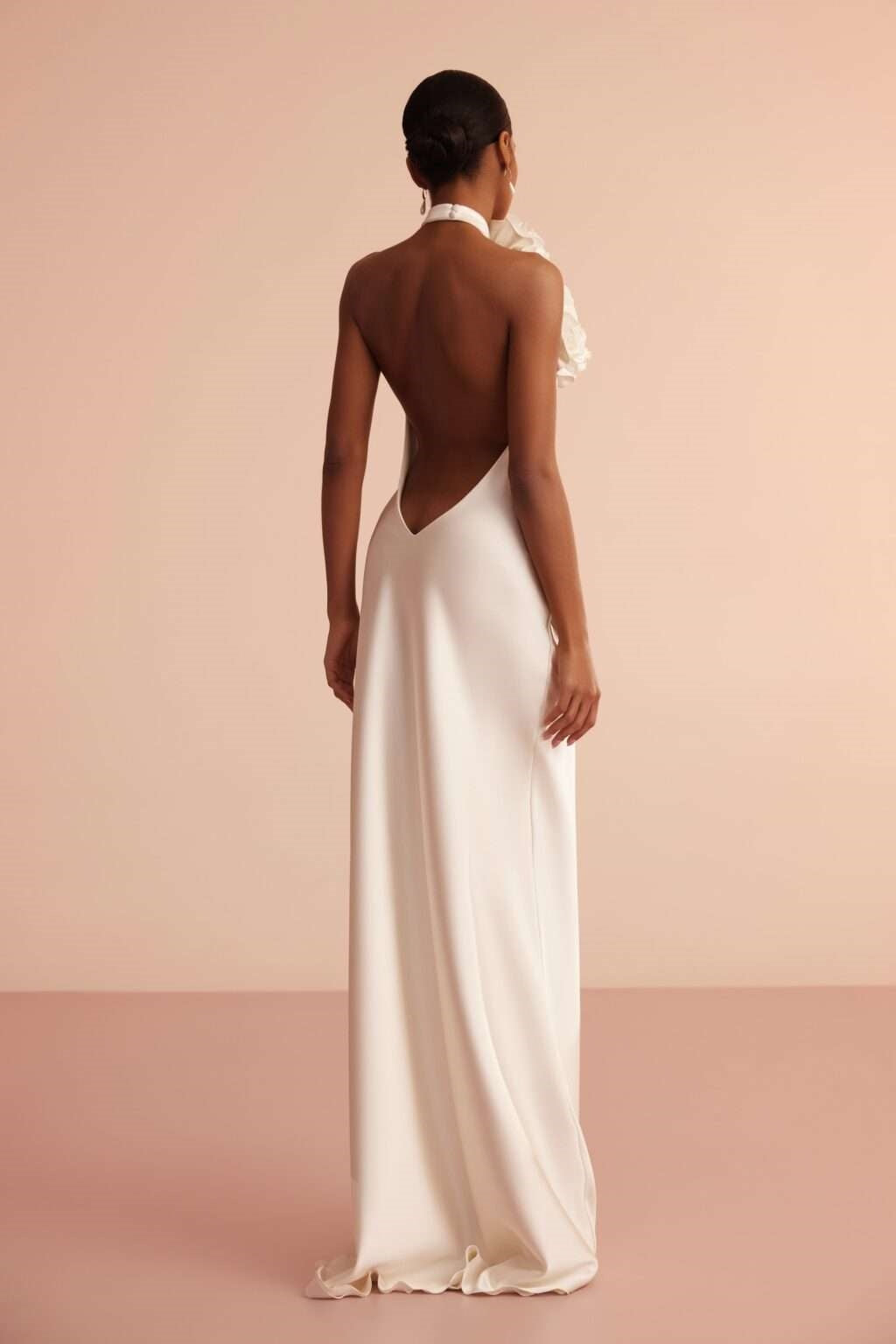 Gracefully Styled Dress for Any Occasion