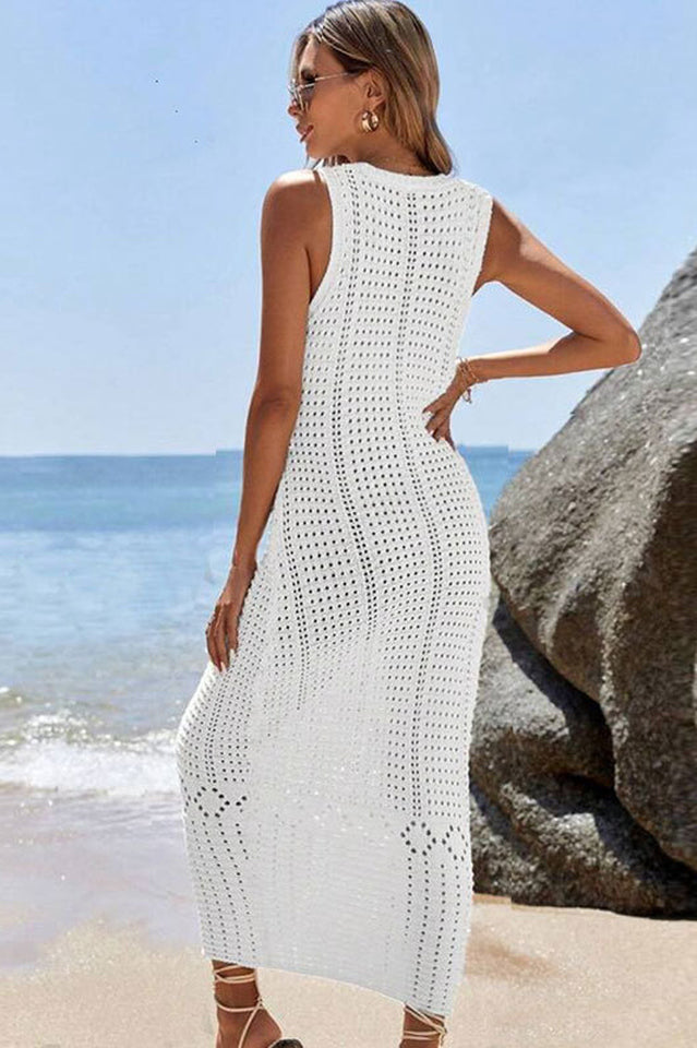 Well Tailored Sweater with a Graceful Silhouette
