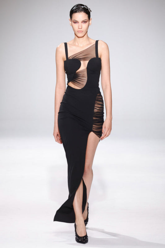 Classic Vintage Dress with a Flattering Fit