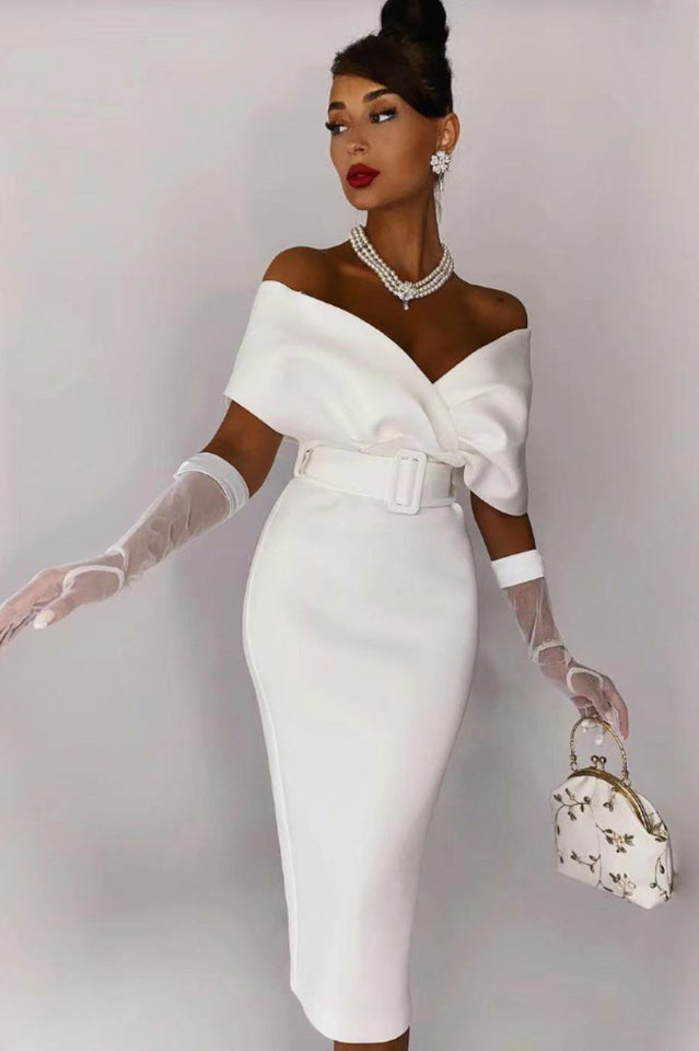 Gracefully Styled Dress for Any Occasion