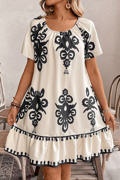 Effortlessly Elegant Dress with a Timeless Design