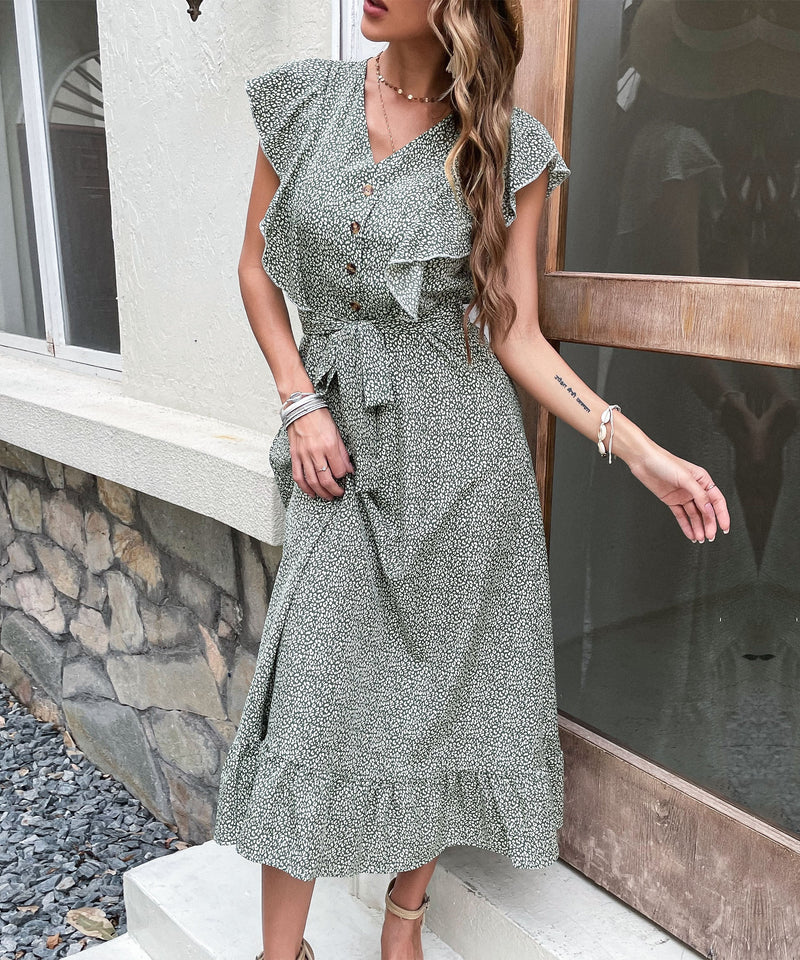 Sophisticated Dress with a Clean Classic Look