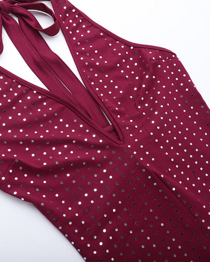 Sophisticated Garment with a Clean Classic Look