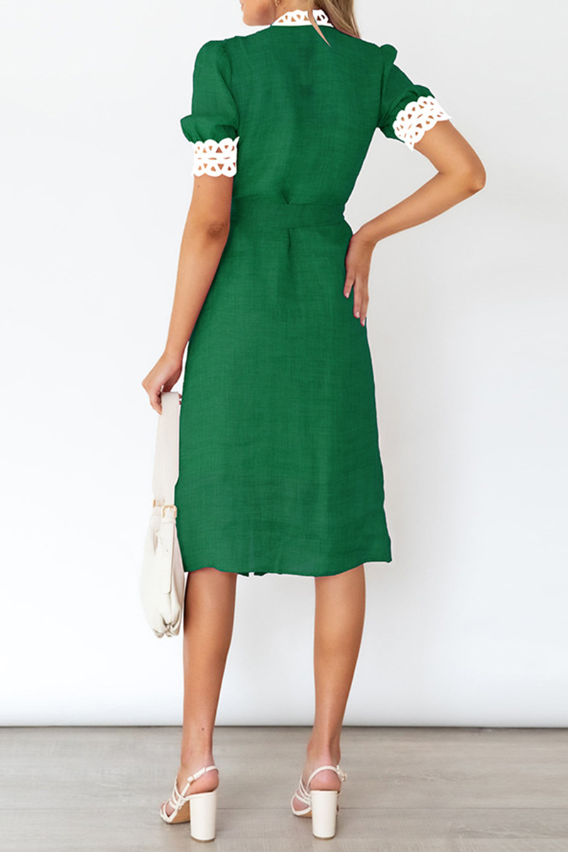 Well Tailored Dress with a Graceful Silhouette