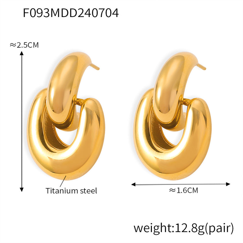Romantic Gold Earring for Special Moments