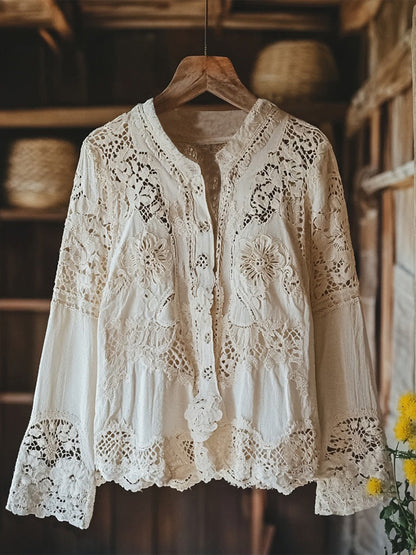 Elegantly Styled Shirt for Everyday Wear