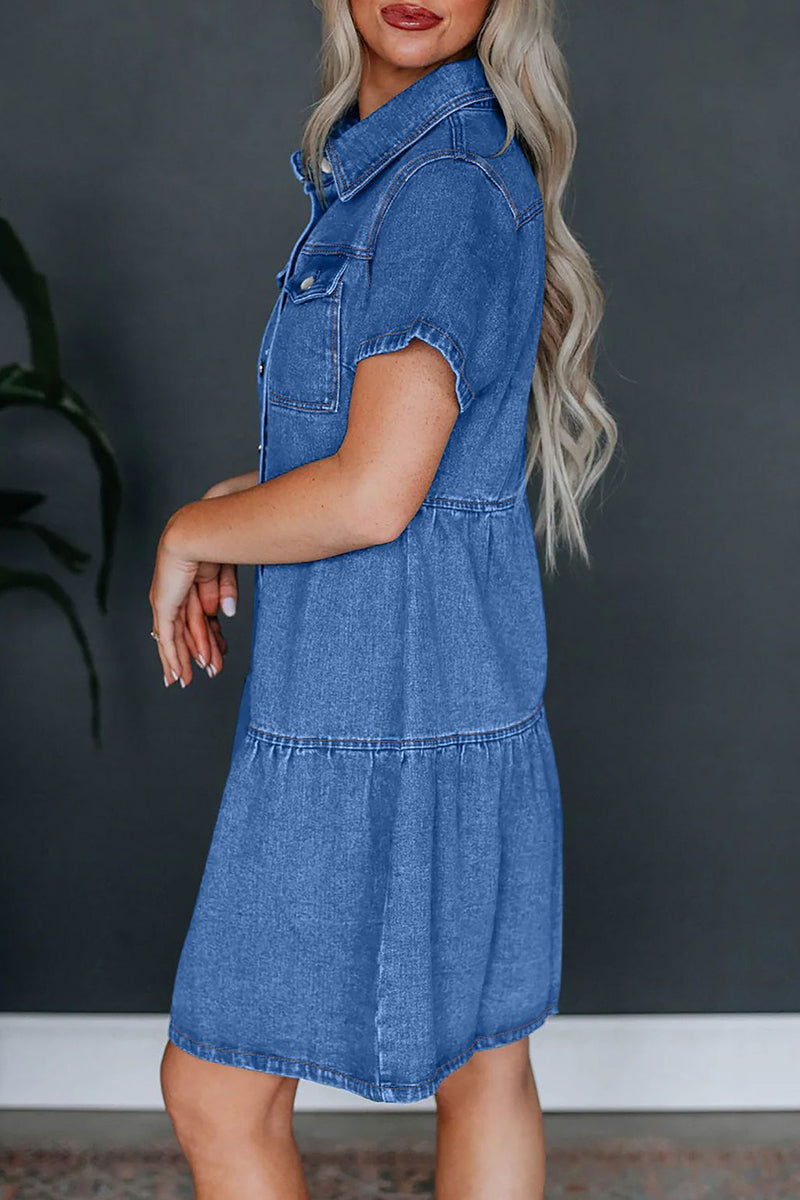 Well Tailored Dress with a Graceful Silhouette