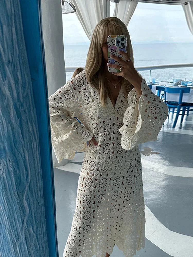 Sophisticated Dress with a Clean Classic Look